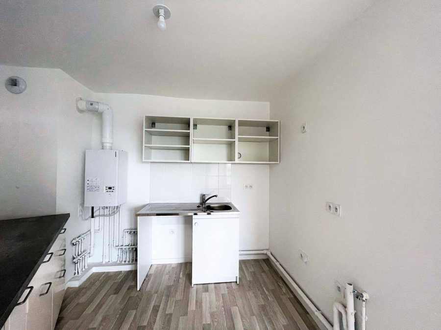 Appartement Sente de Stains à Le Mesnil-Amelot à Villeneuve-sous-Dammartin