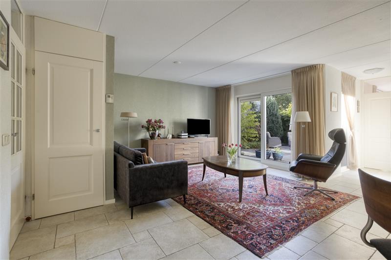Tussenwoning te koop: Asterstraat 11, Almere