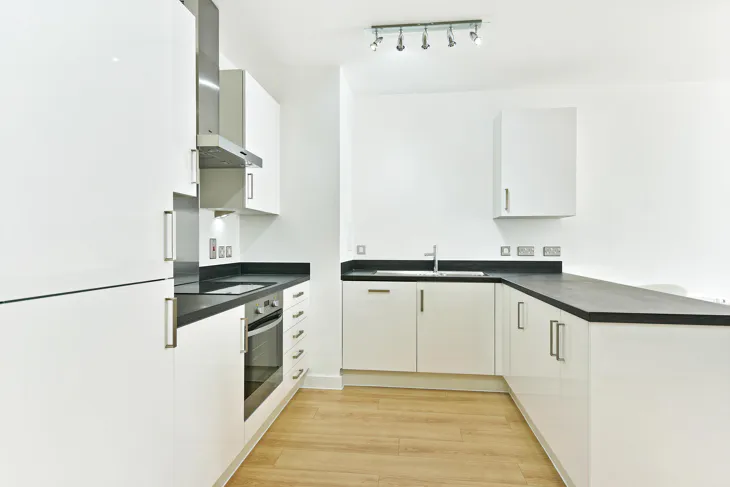 Flat Appleby Road in Greater London