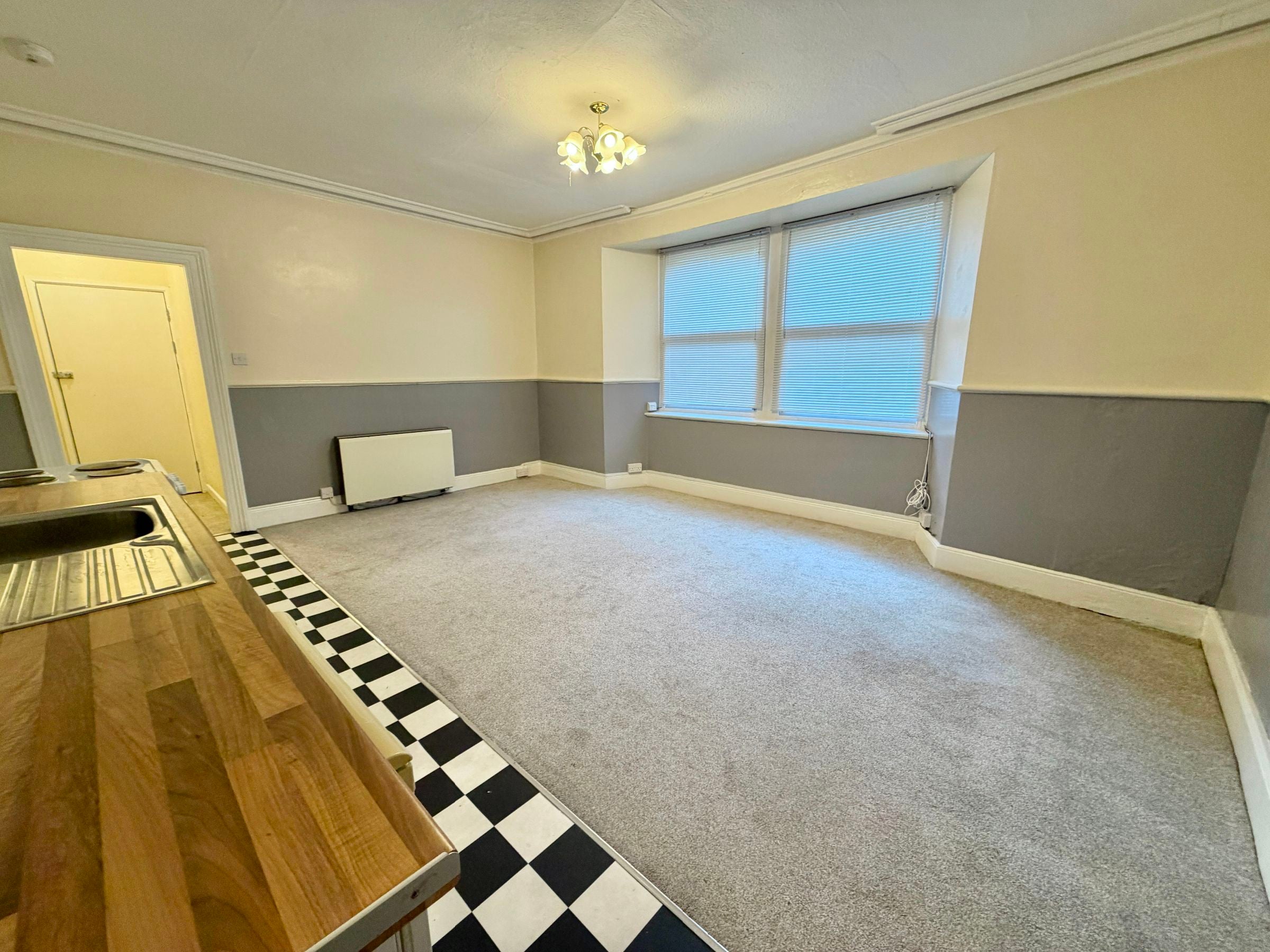 Flat Meadfoot Road in Torquay