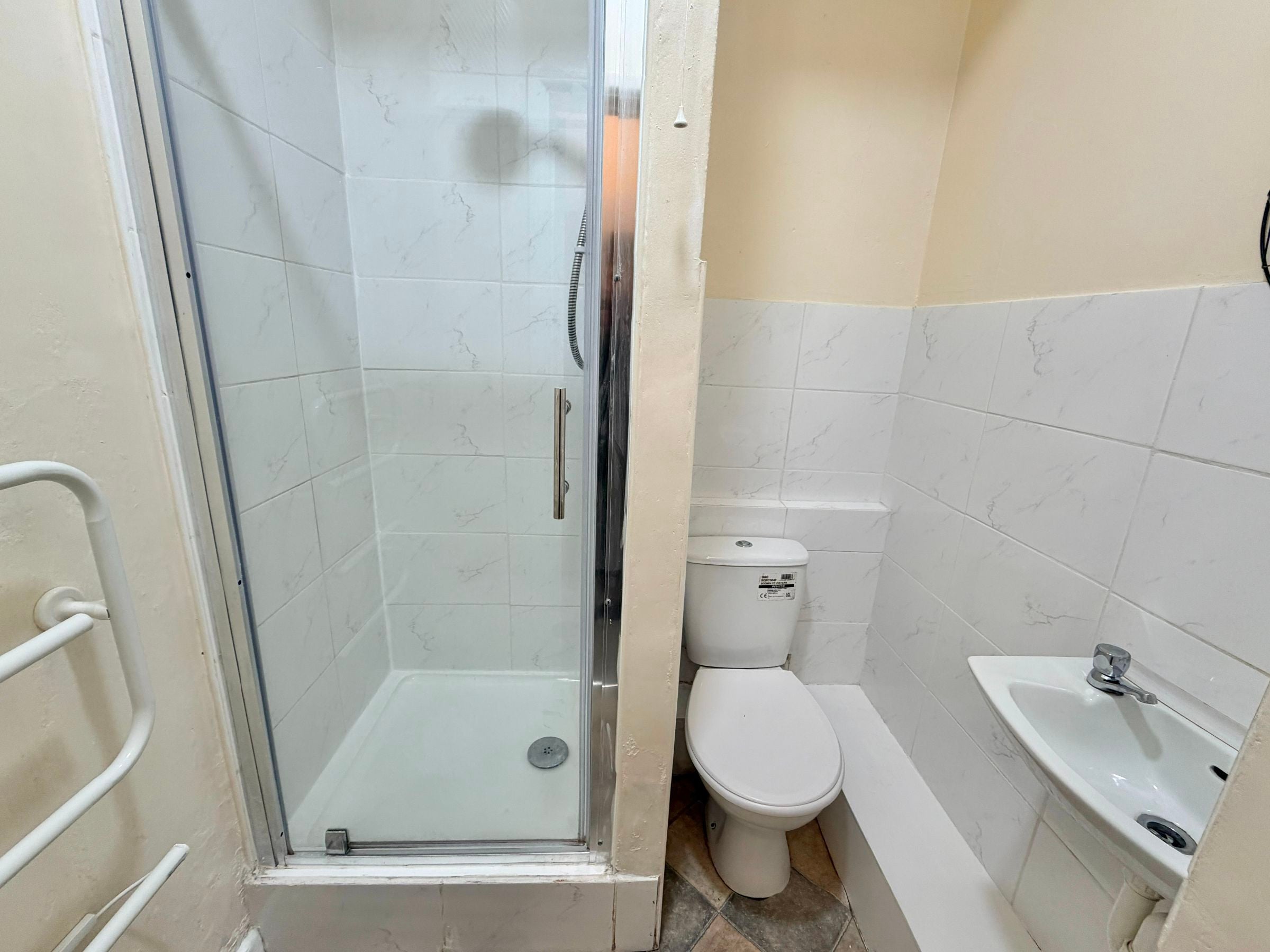 Flat Meadfoot Road in Torquay