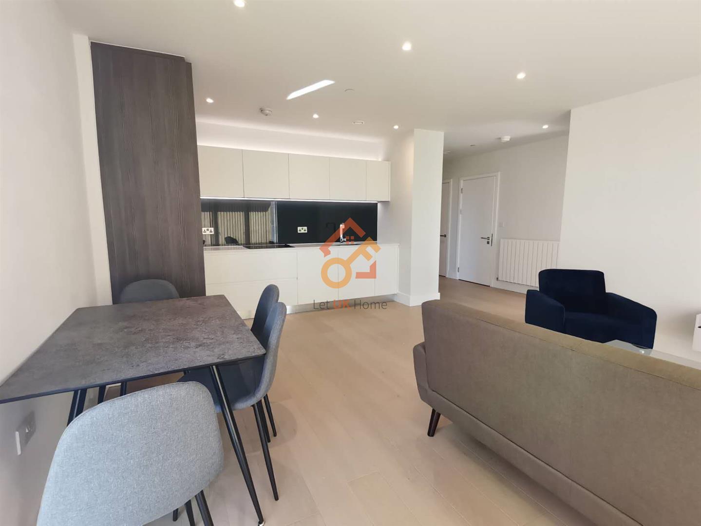Flat Pegler Square in London