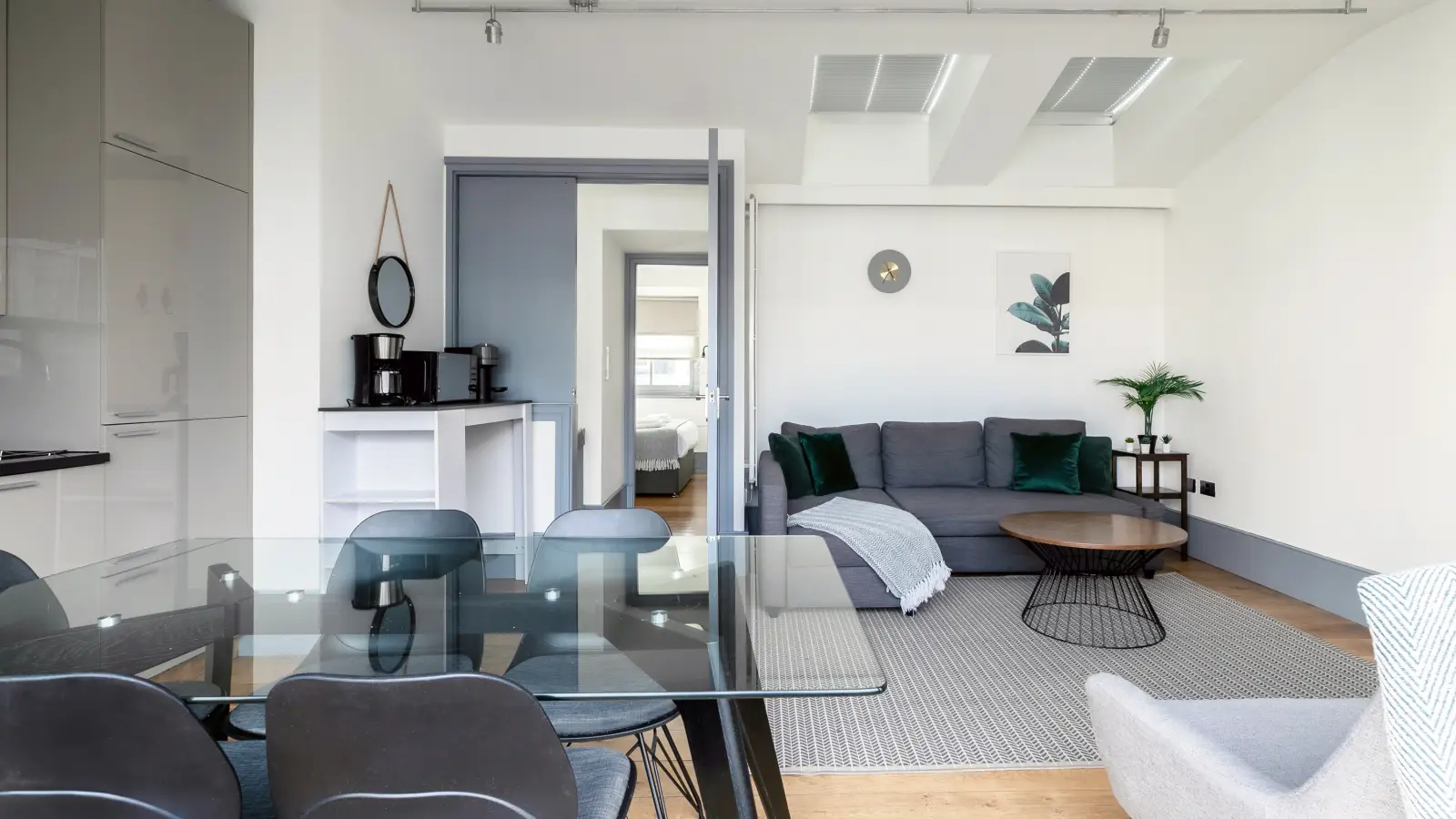 Flat Knaresborough Place in Greater London