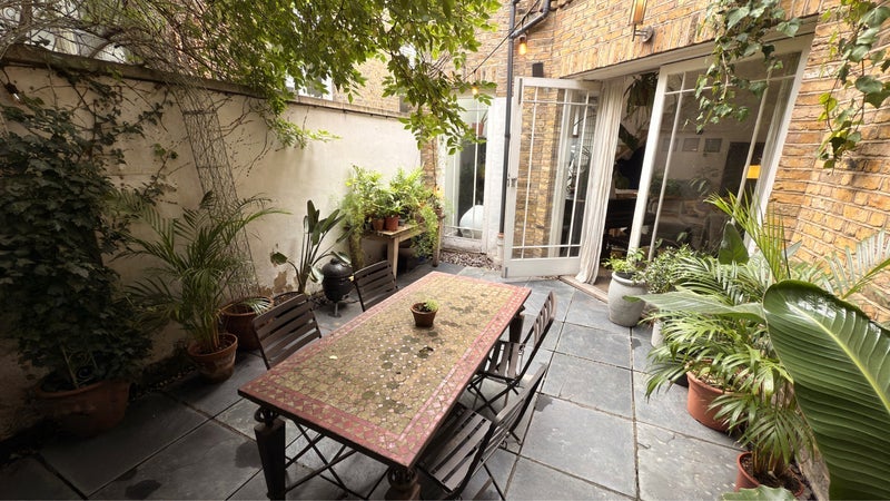 Room Kennington Lane in Greater London