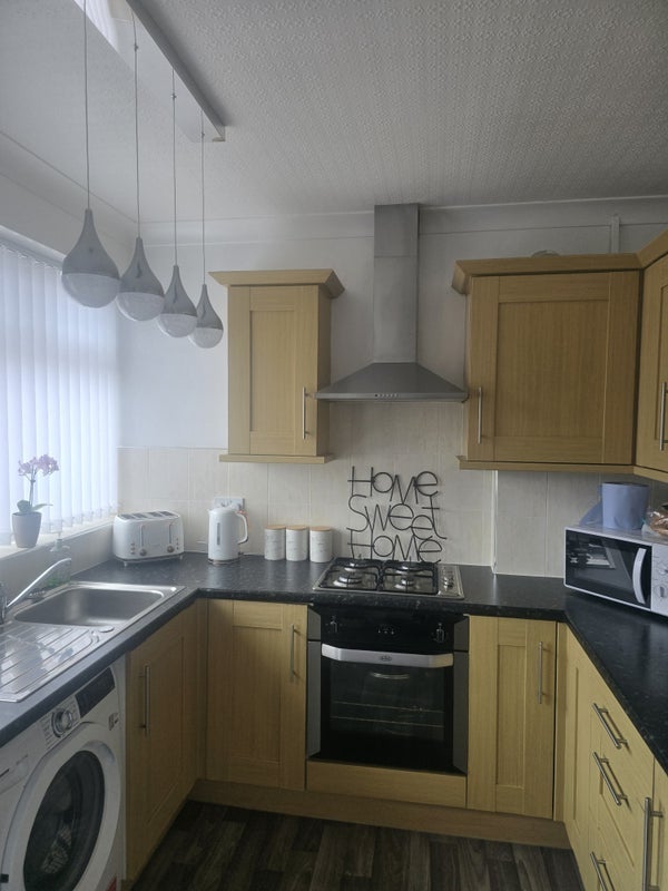 Room Cranbourne Drive in Chorley