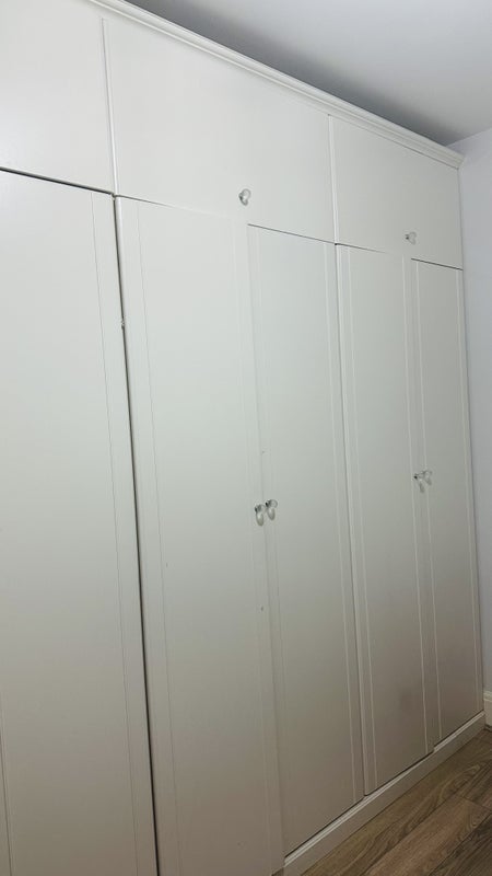 Room Hampton Road in Greater London