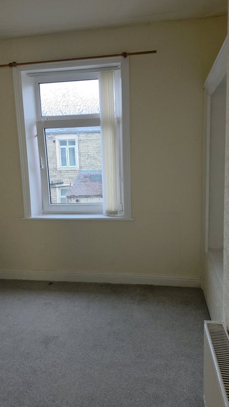 Room Prestwich Street in Burnley