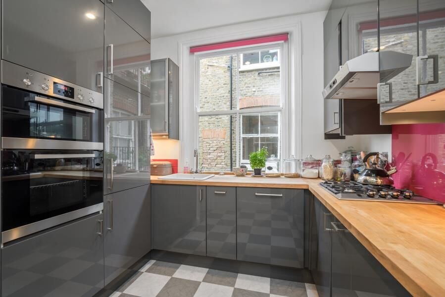 Flat Widley Road in City of Westminster
