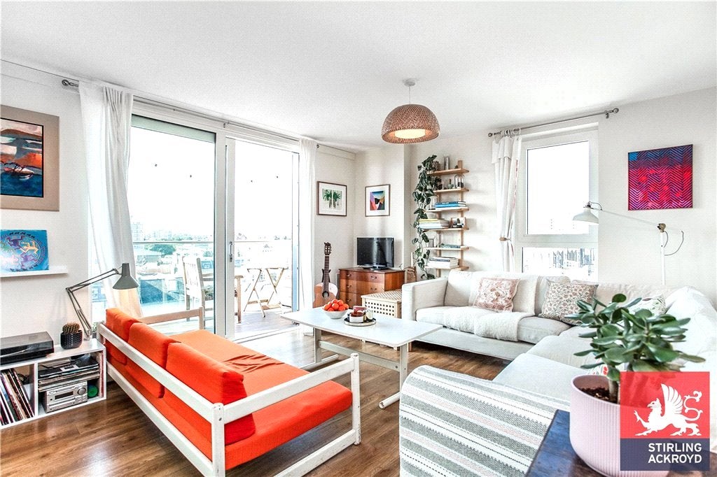 Flat Roseberry Place in Greater London