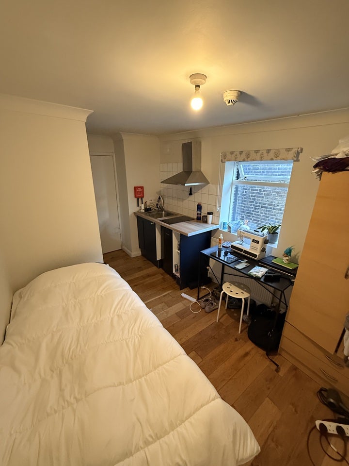 Flat St. Stephen's Avenue in Greater London
