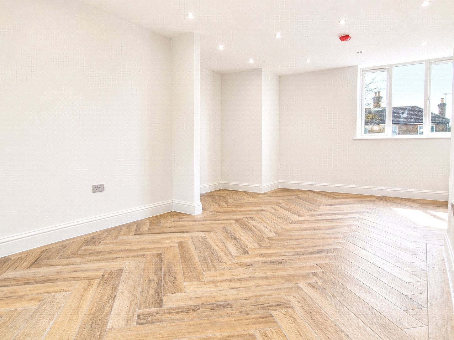 House Mays Lane in Greater London