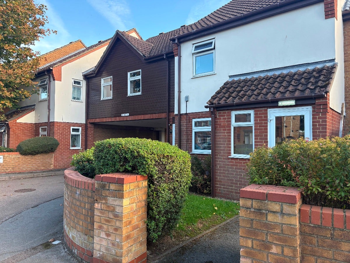 Flat Norwich Road in Fenland District