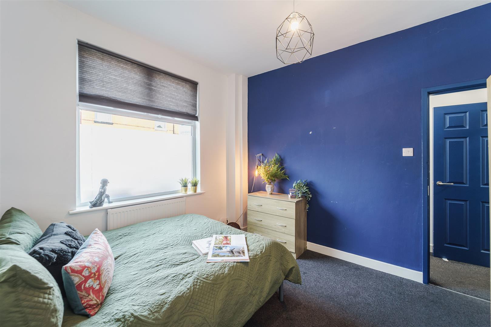 Room Centaur Road in Coventry