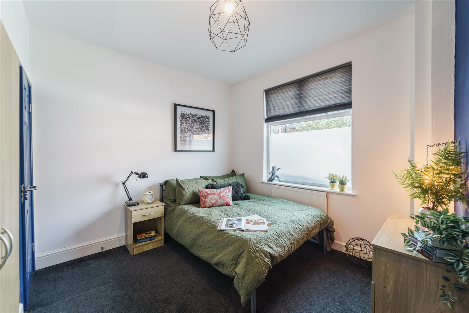 Room Centaur Road in Coventry