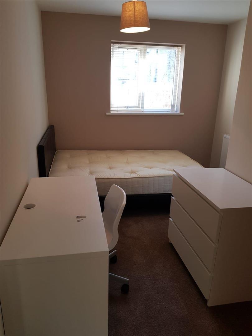 Flat Pershore Road in Birmingham