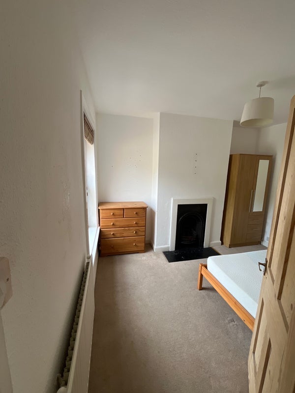 Room North Road in Poole