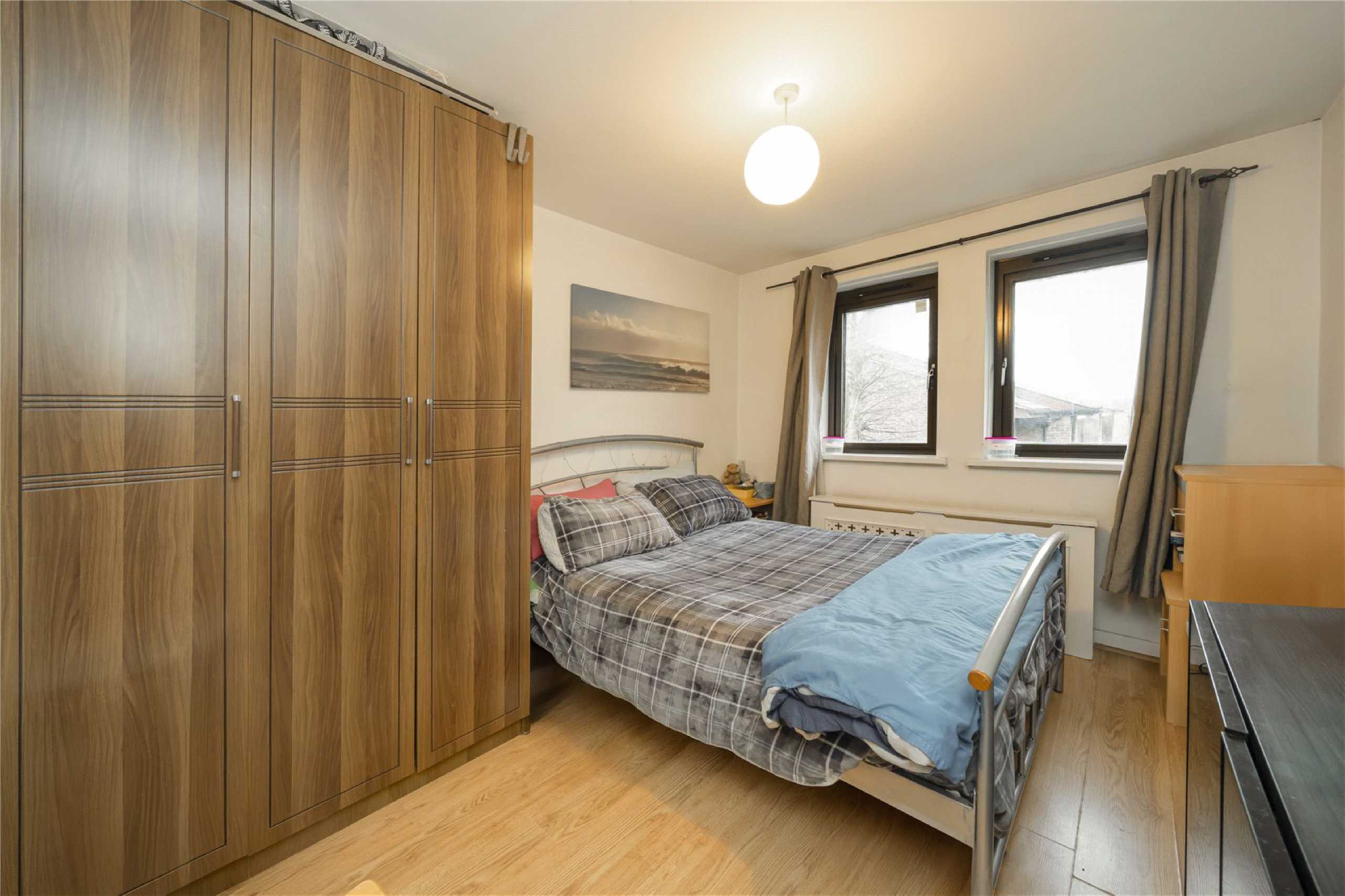 Flat Brondesbury Park in Greater London