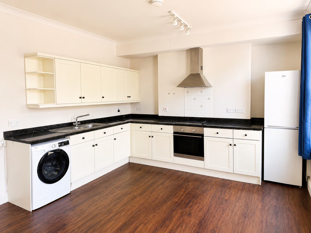Flat Widmore Road in Greater London