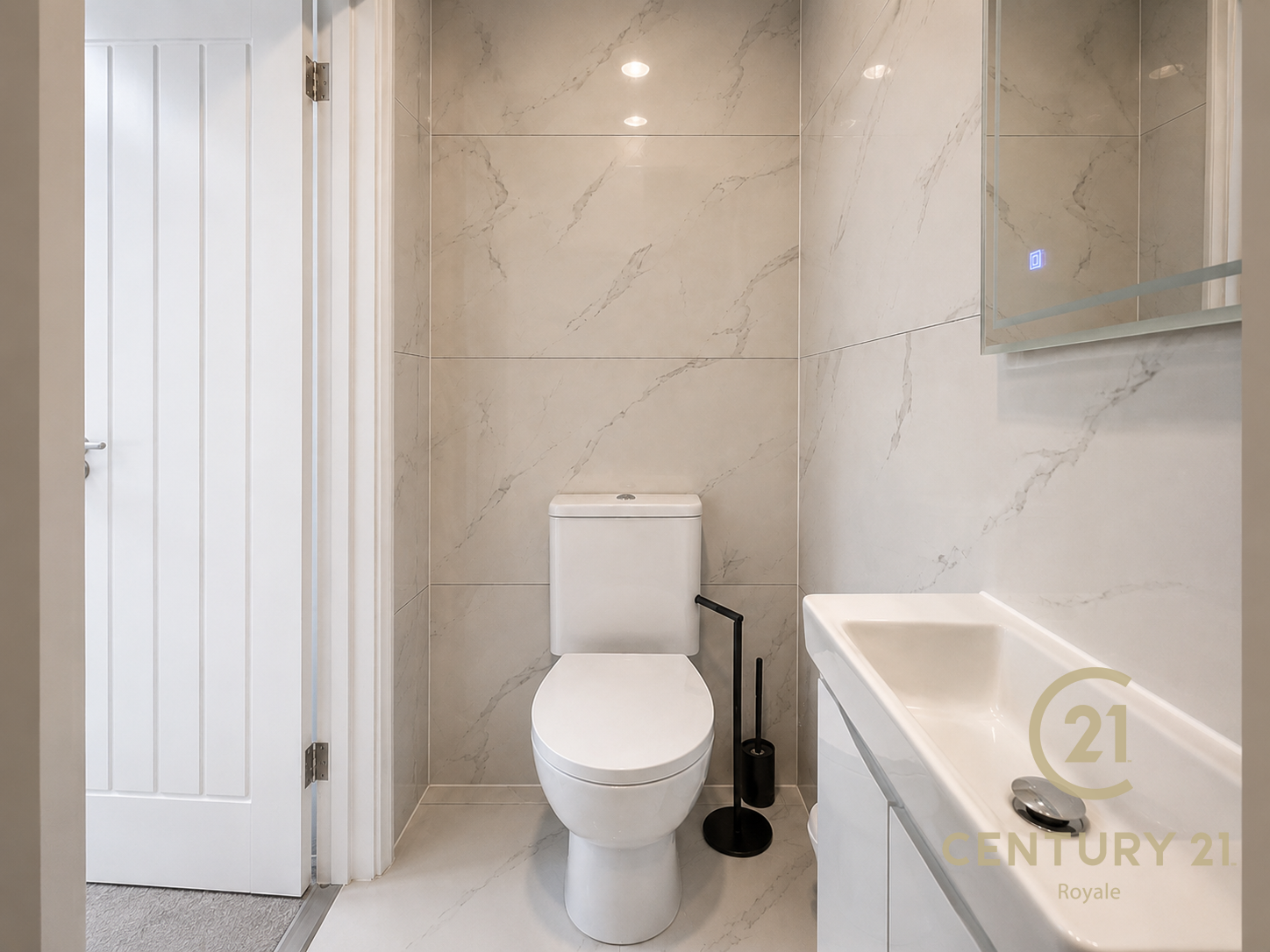 Room Surbiton Road in Greater London