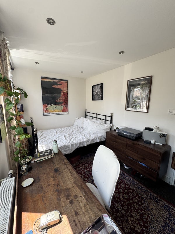 Room Melbourne Grove in Greater London