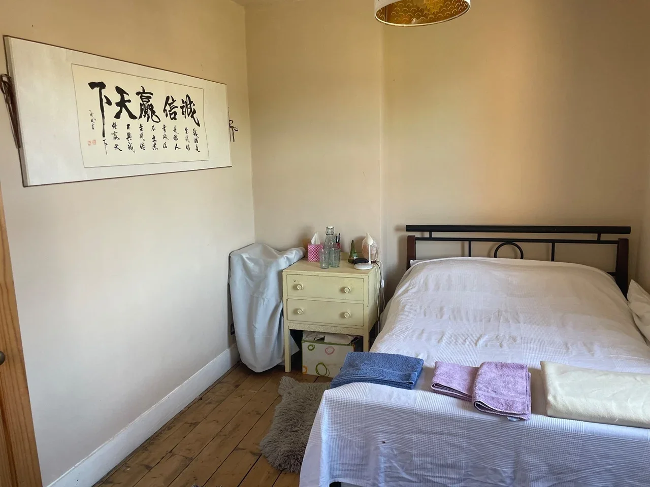 Room Beech Road in Epsom and Ewell