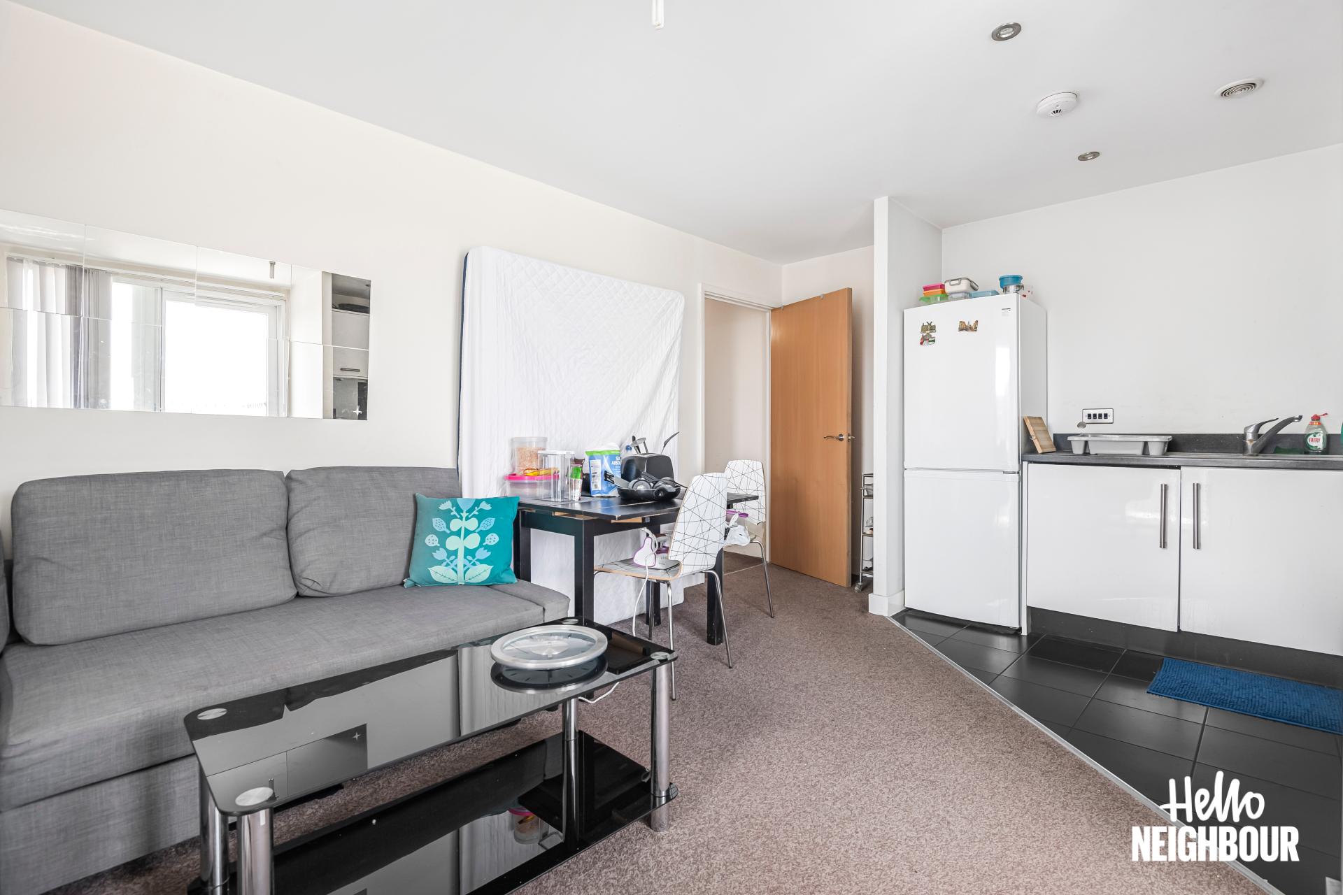 Flat Salk Close in Greater London