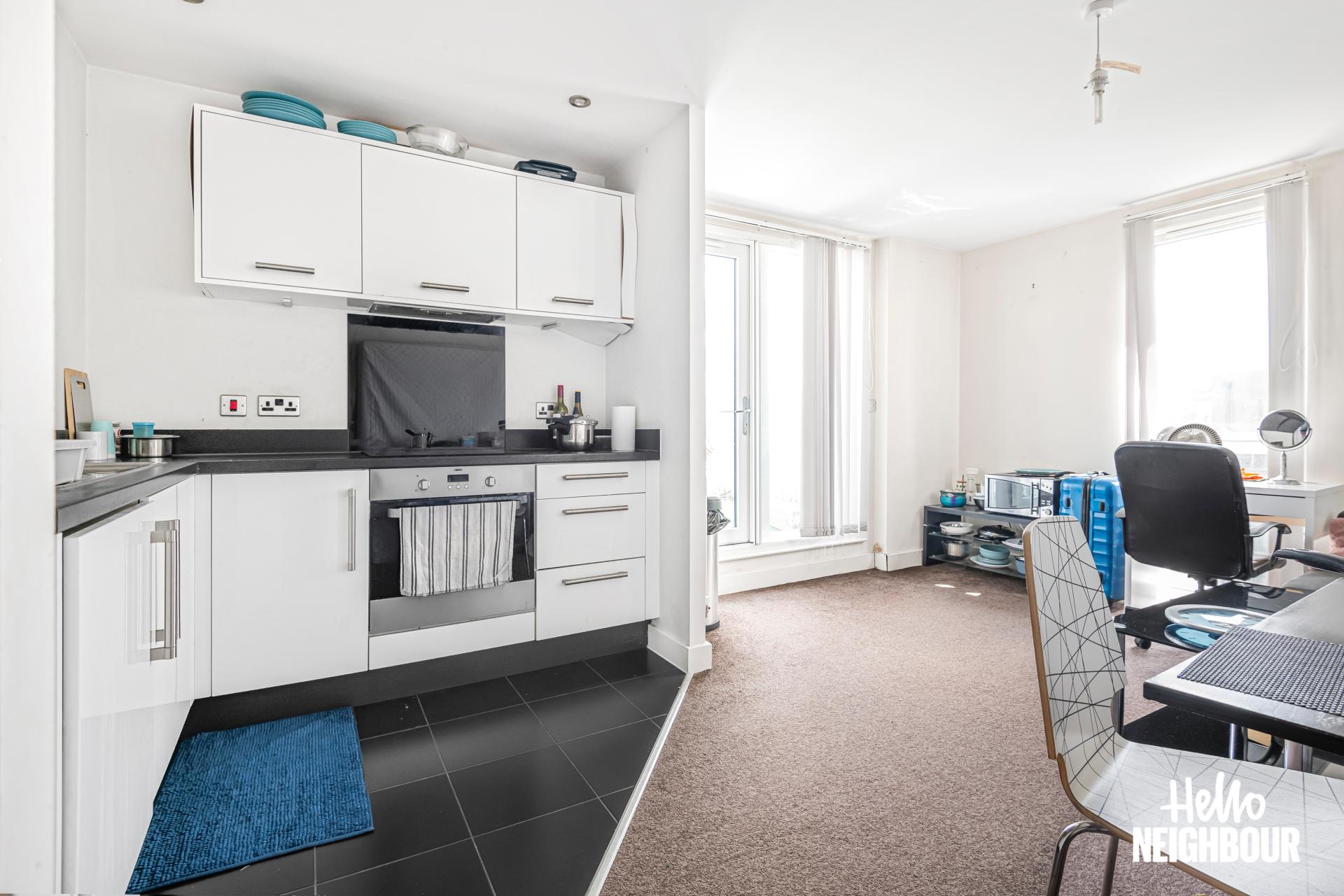 Flat Salk Close in Greater London