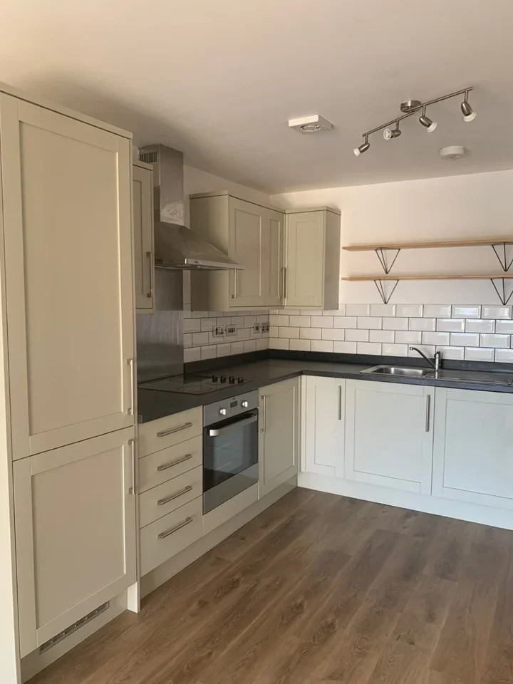 Flat Lodge Causeway in Bristol