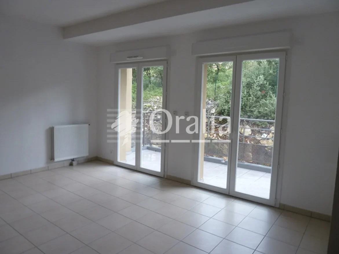Appartement Rue de la Hase à Nîmes