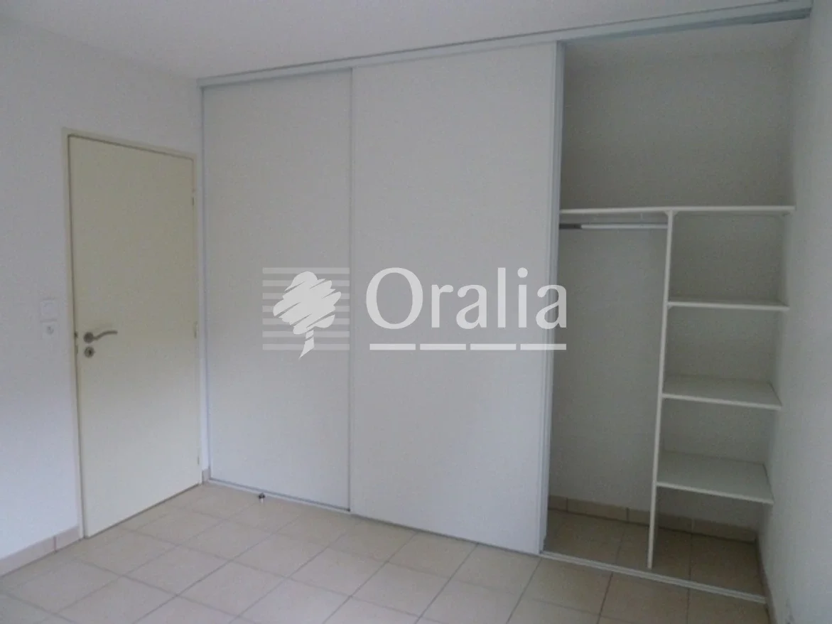 Appartement Rue de la Hase à Nîmes
