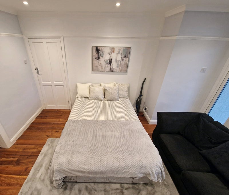 Room Treewall Gardens in Greater London