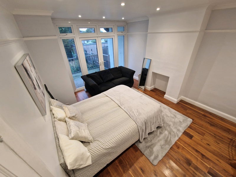 Room Treewall Gardens in Greater London