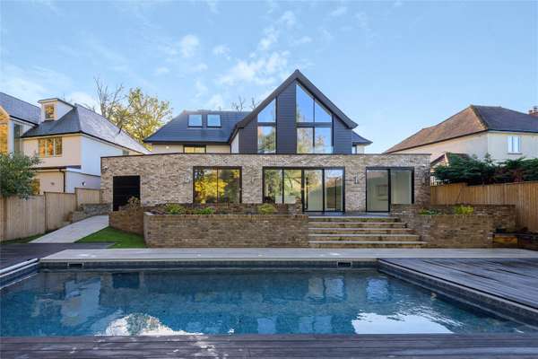 House Heathfield in Greater London