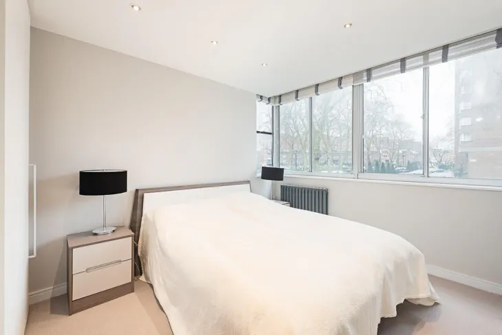 Flat Cambridge Square in City of Westminster