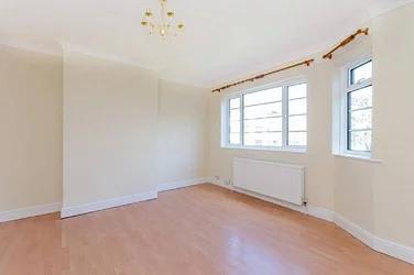 Flat The Lindens in Greater London