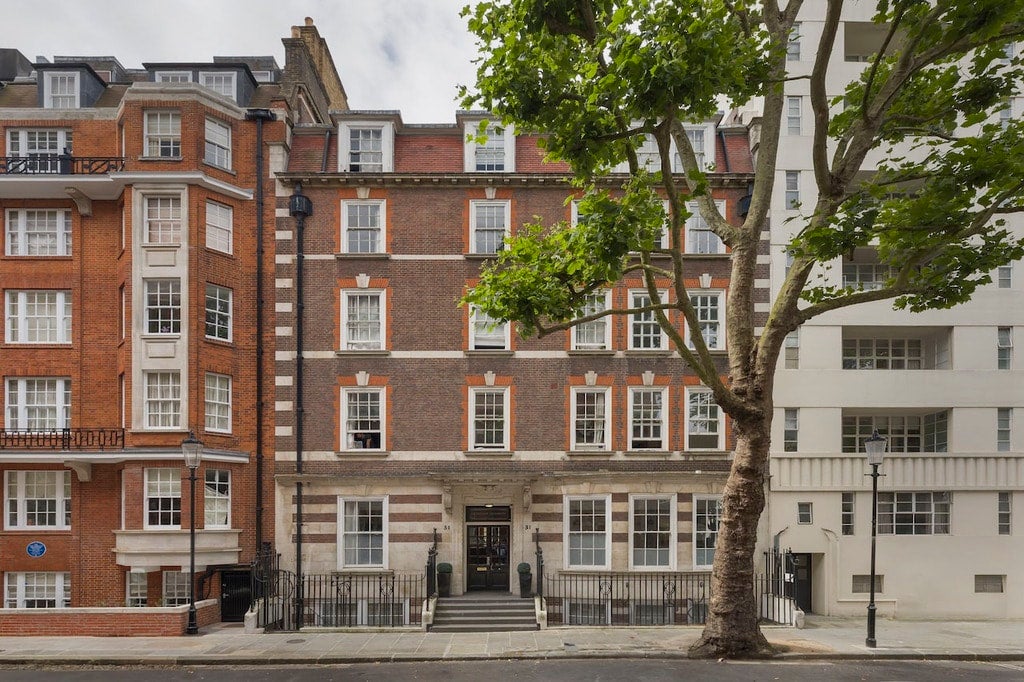 Flat Draycott Avenue in Greater London