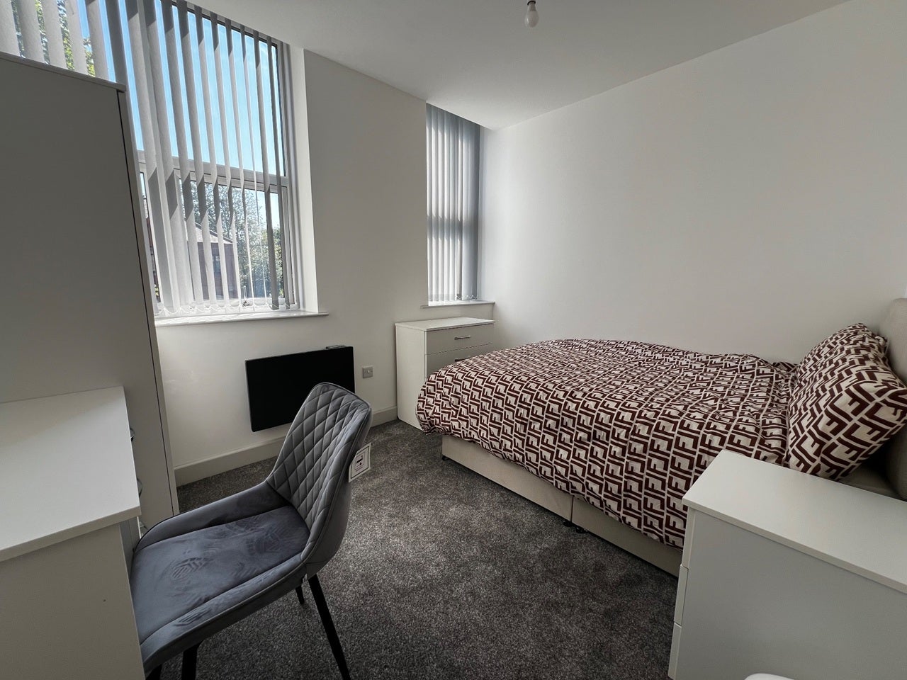 Room Sedgley Road West in Coseley