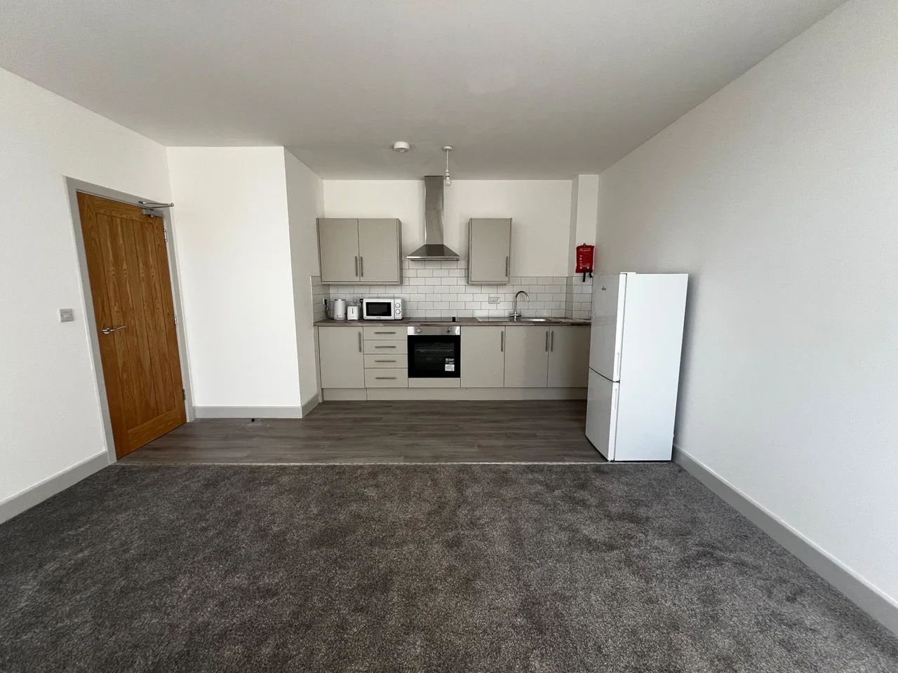 Room Sedgley Road West in Coseley