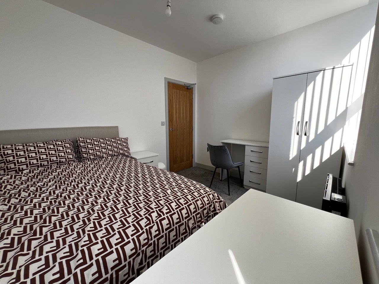 Room Sedgley Road West in Coseley