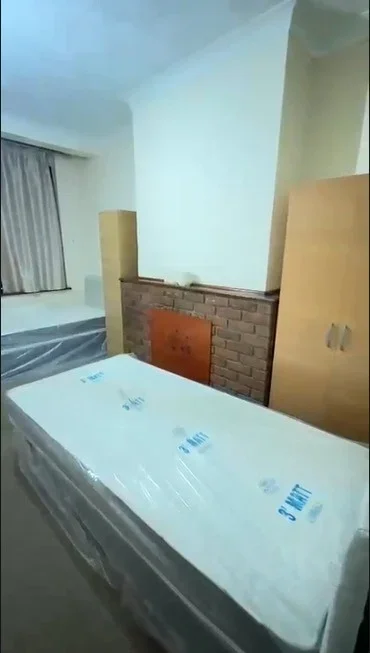 Room Thornton Road in Greater London