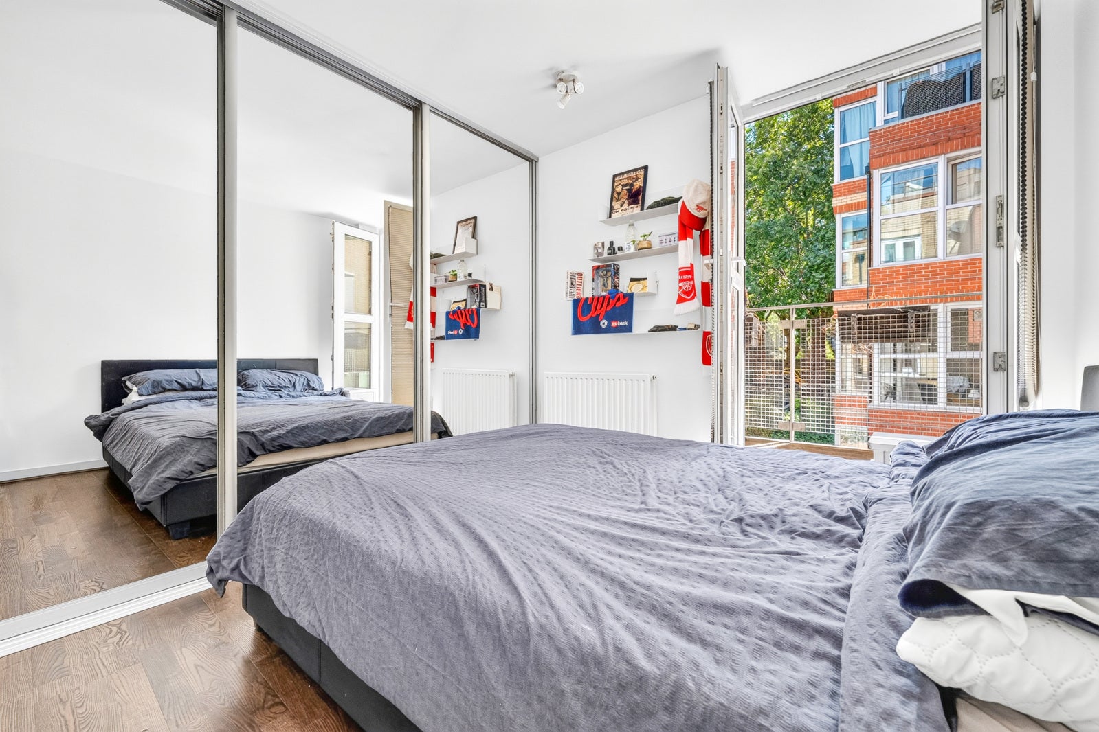 Flat Seward Street in Greater London