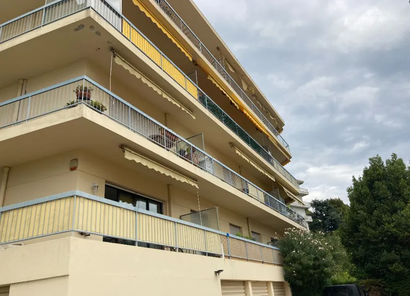Appartement Avenue George V à Nice