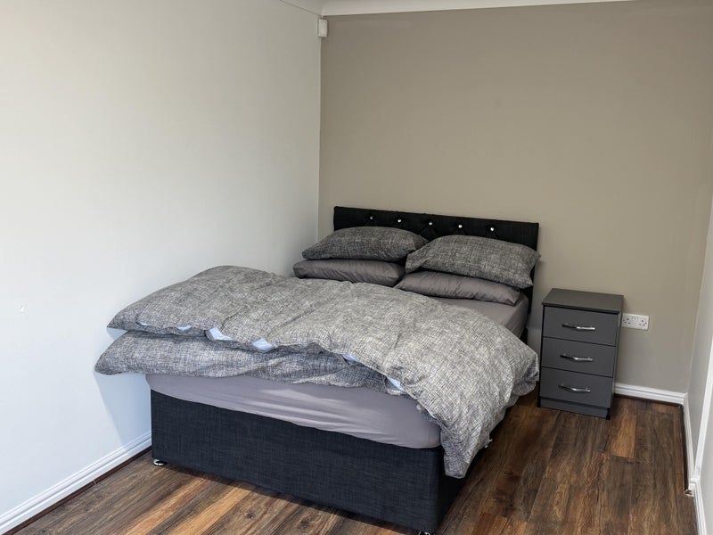 Room Tottington Road in Bury