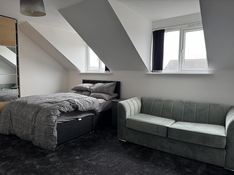 Room Tottington Road in Bury