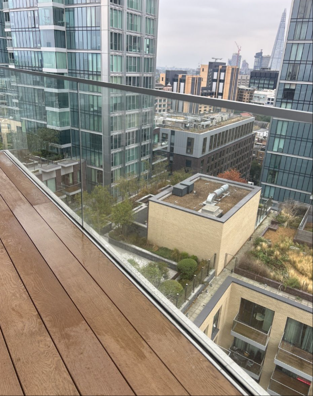House Piazza Walk in Greater London