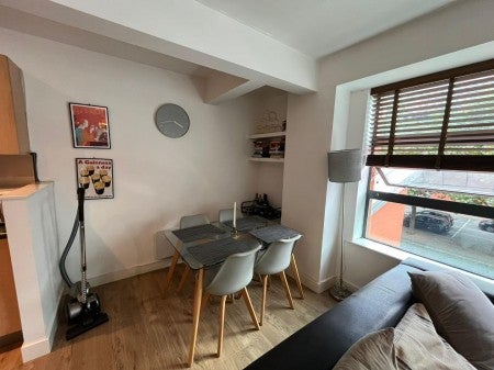 Flat Pickford Street in Manchester