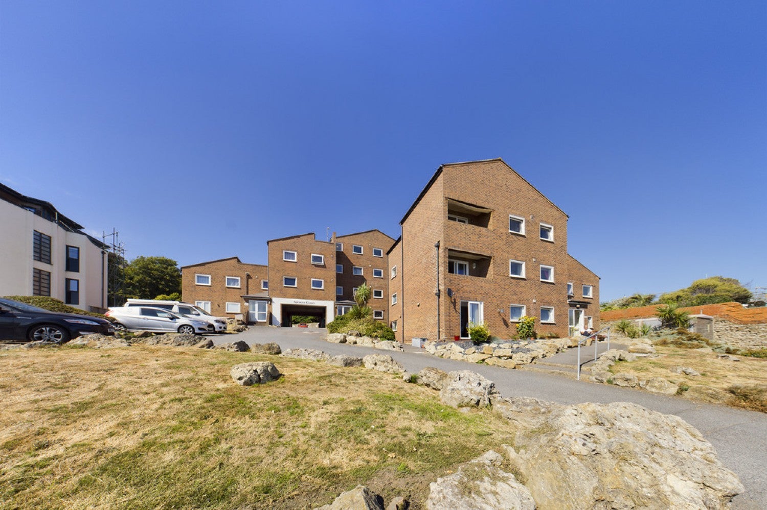 Flat Sandgate Esplanade in Folkestone and Hythe District