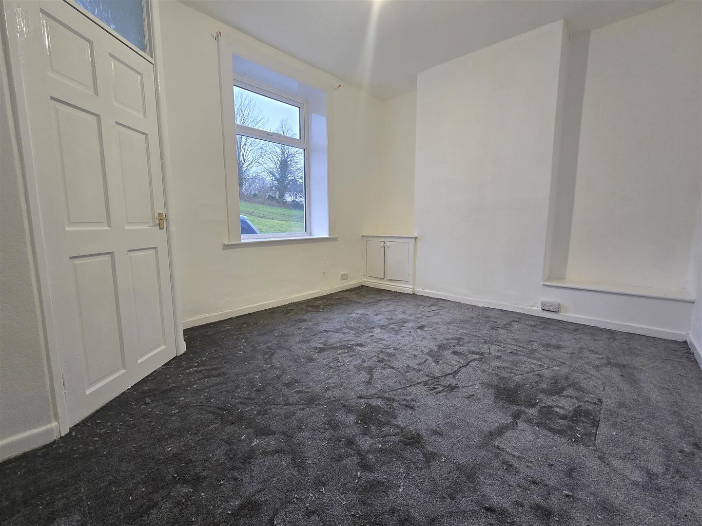 Flat Thompson Street in Padiham