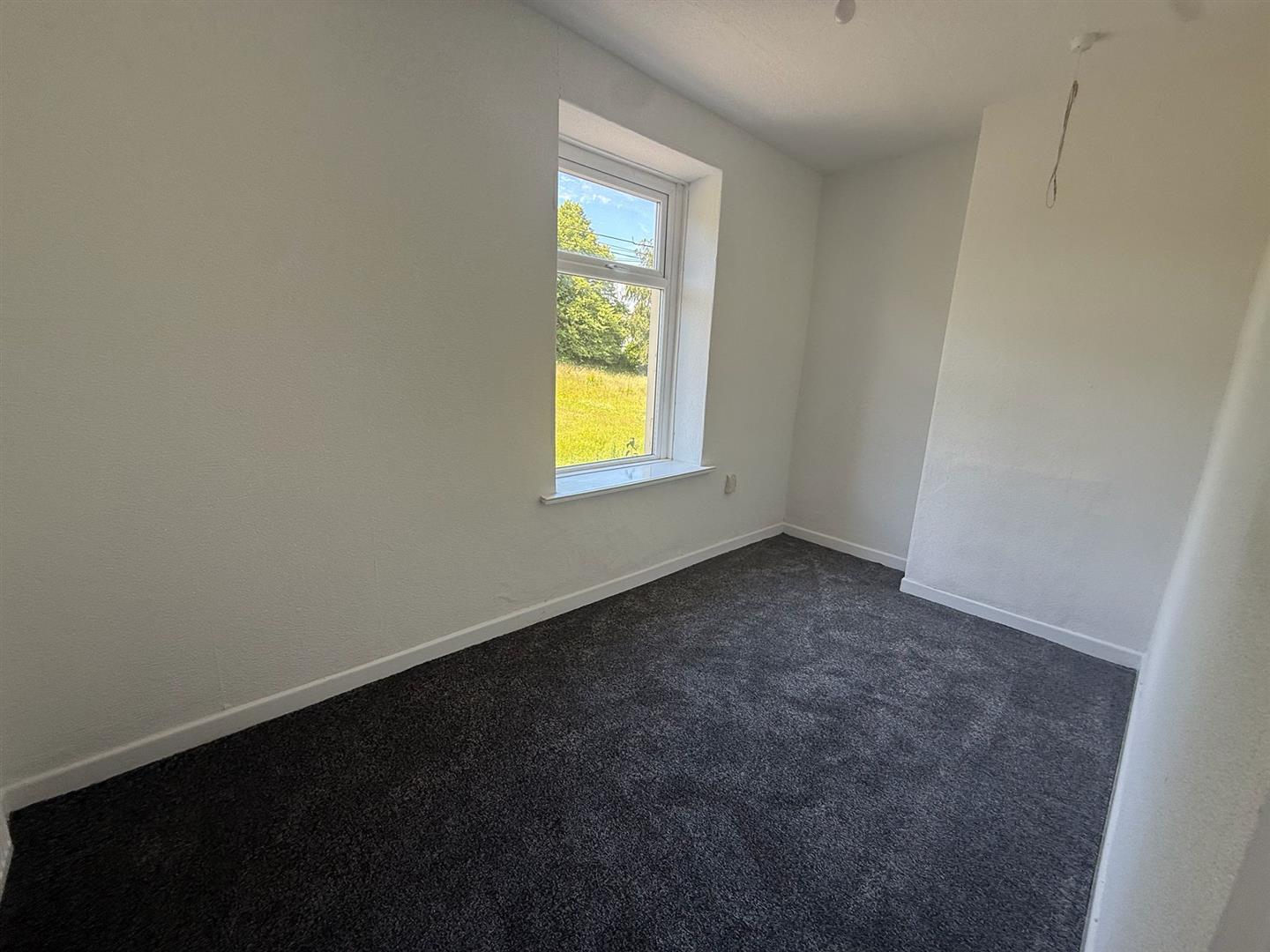 Flat Thompson Street in Padiham