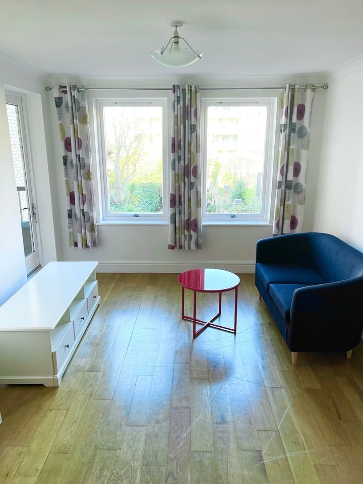 Flat Hooper Street in Greater London